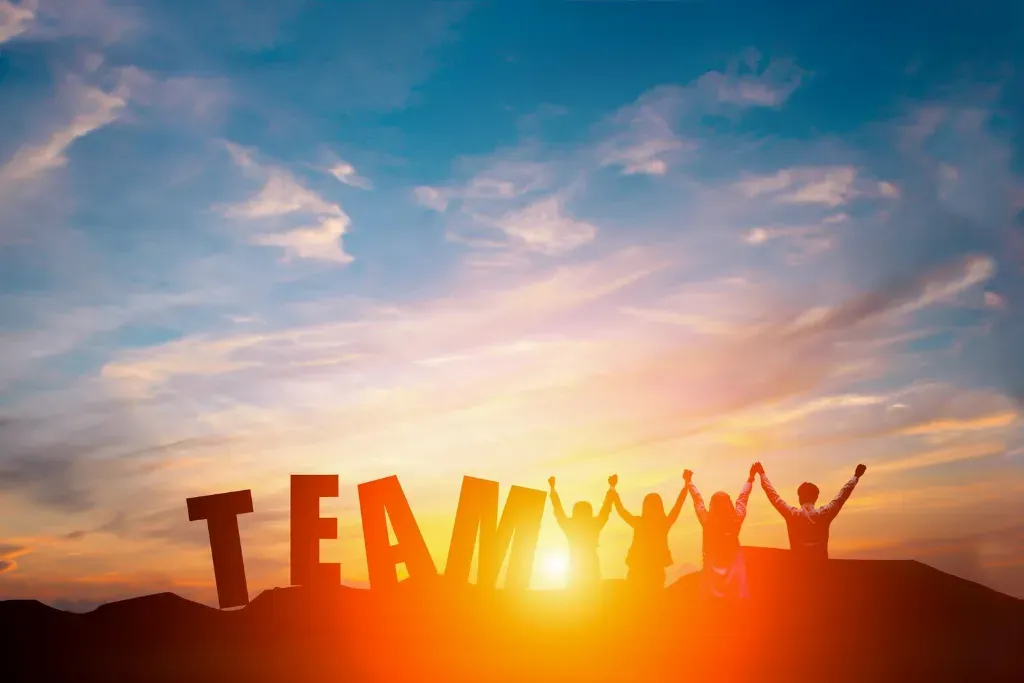 Na czym polega team building